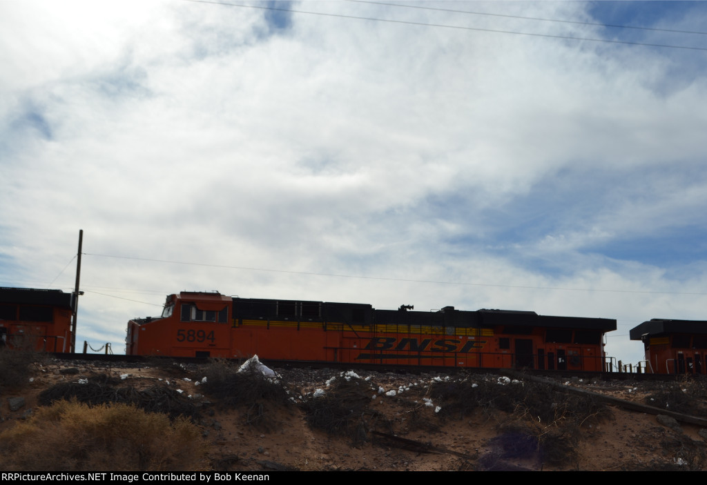 BNSF 5894